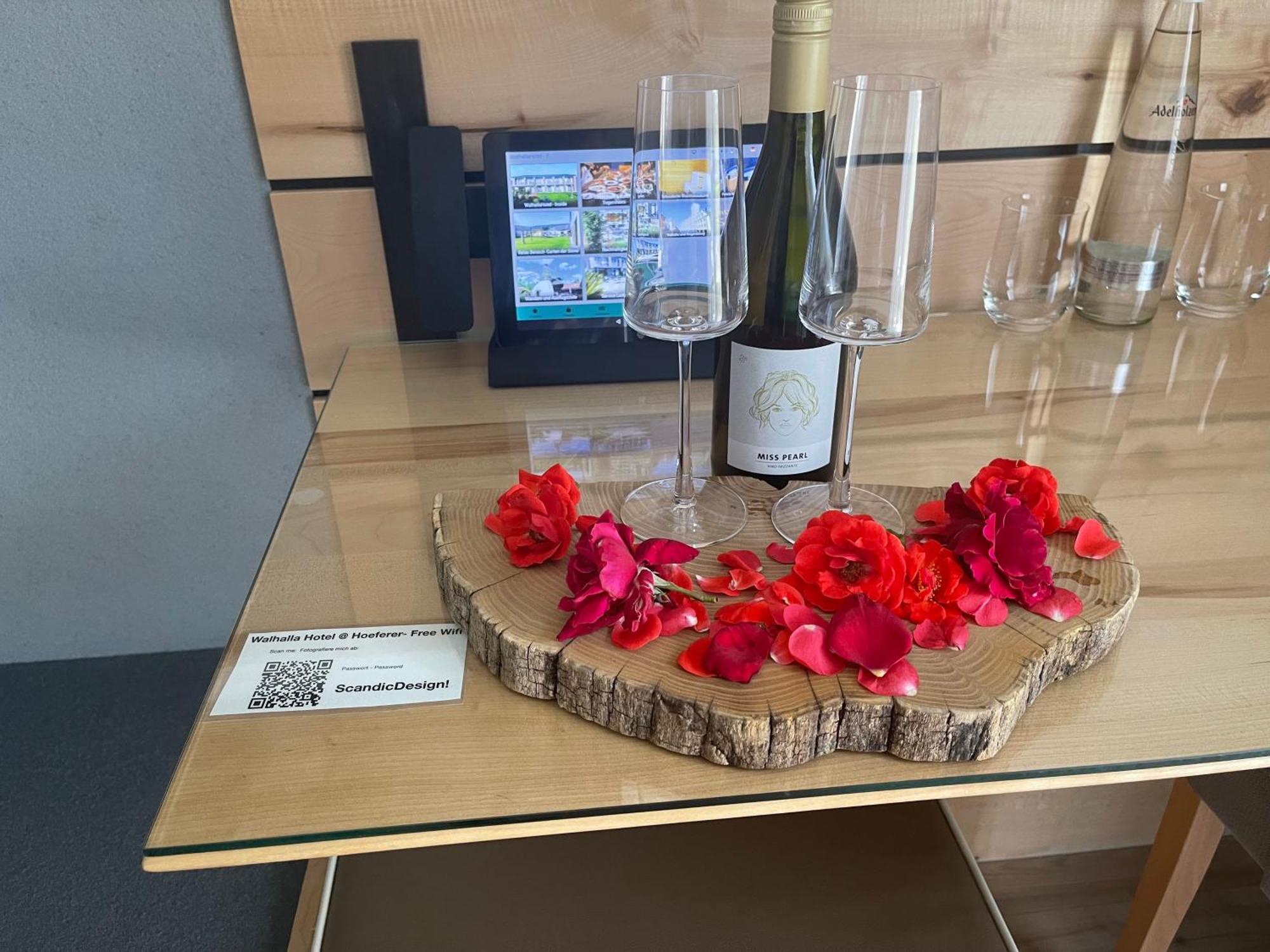 Walhalla Hotel Regensburg Hoeferer 4 Sterne Superior Тегернхайм Екстериор снимка